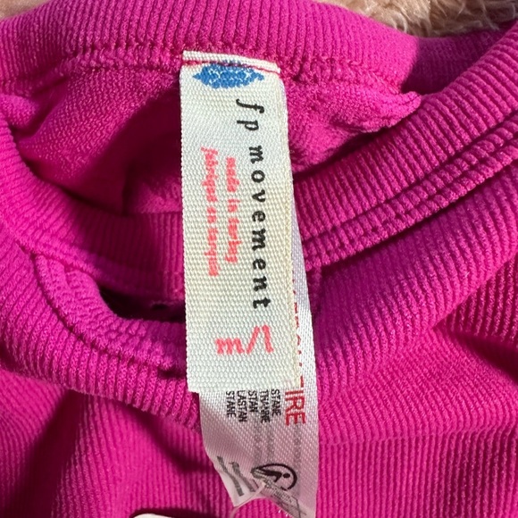 NWT FREE PEOPLE FP Movement Evergreen Brisk Cami M/L “Berry” SOLD OUT ONLINE - Picture 9 of 10